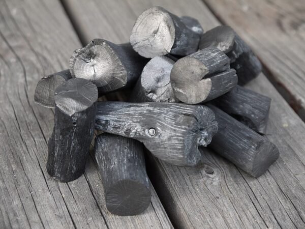 Arang Kayu Keras Premium (Hardwood Charcoal) – Grade Restoran & Industri (PT PPJ)